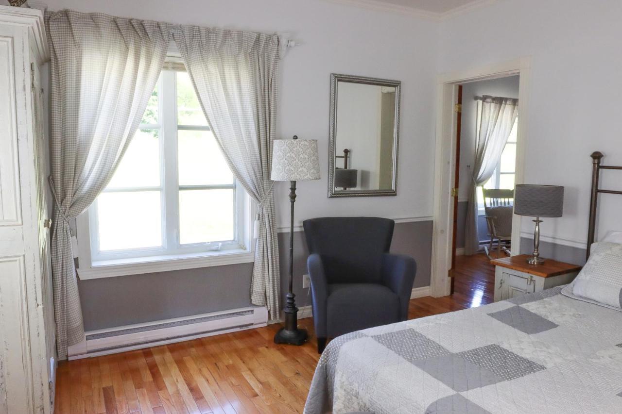 Bed & Breakfast, Gite La Princesse Des Champs Boischatel Экстерьер фото