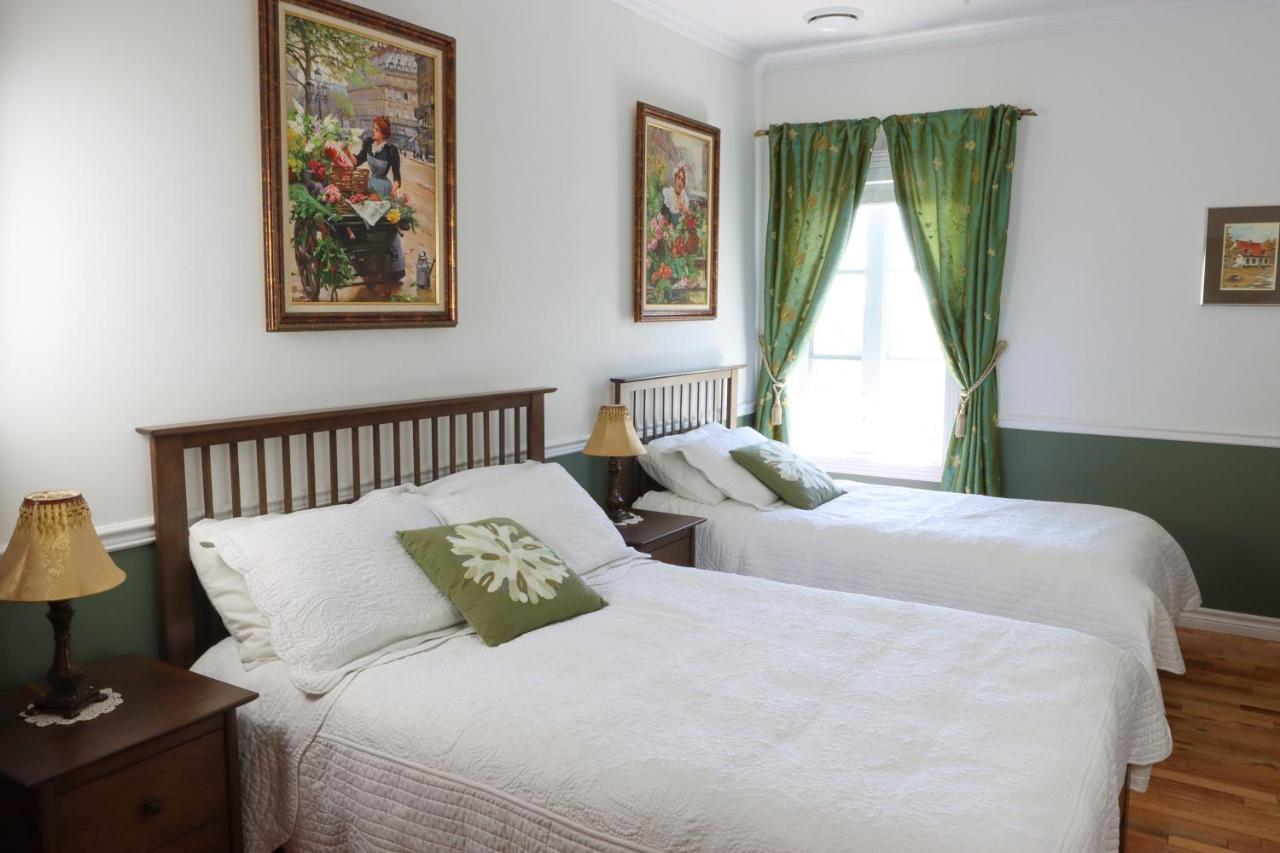 Bed & Breakfast, Gite La Princesse Des Champs Boischatel Экстерьер фото